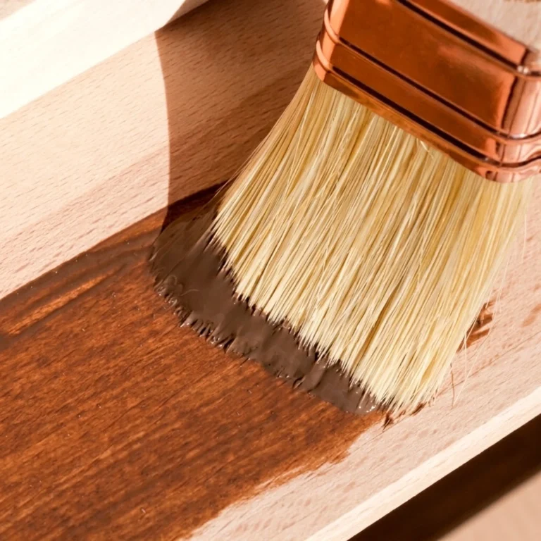 Wood sanding and varnishing service